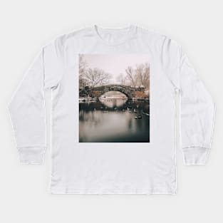 New York Winter 2 Kids Long Sleeve T-Shirt